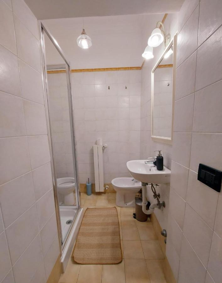 Brignole B Hotel Genoa Luaran gambar